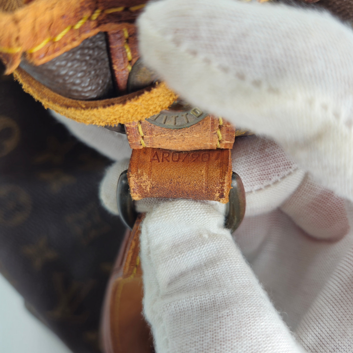 Louis Vuitton Noé Grand-Tasche (AR0790)